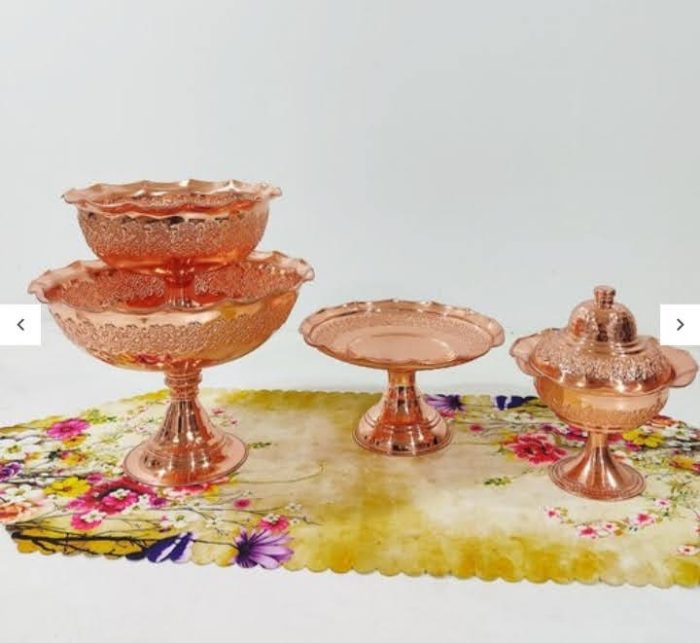 سرویس پذیرایی چهار تیکه
